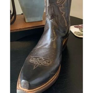 Women’s 7.5 Lucchese Band new boots!